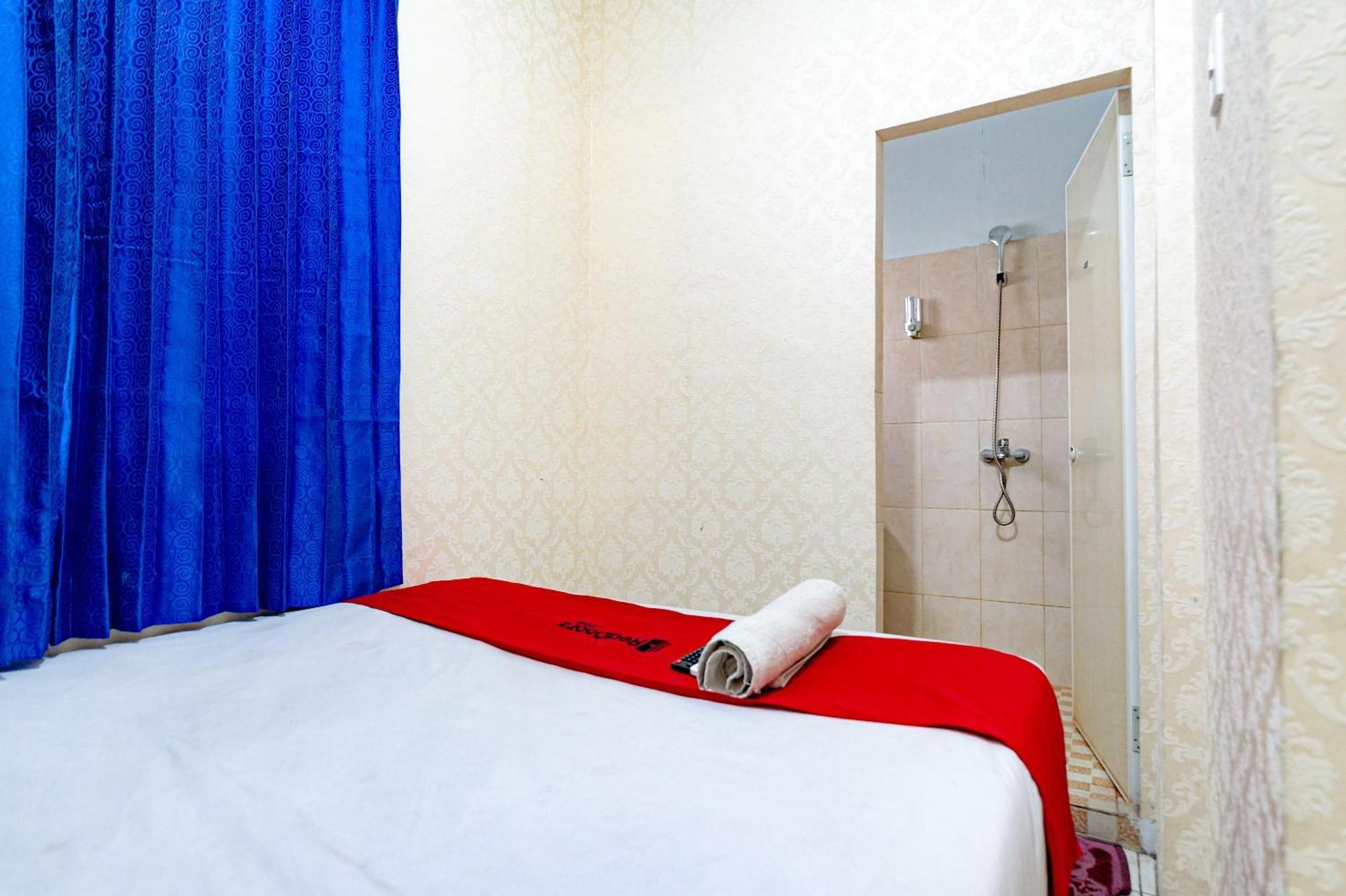 Reddoorz Near Rsud Dr Pringadi Medan 3 Hotel Bagian luar foto