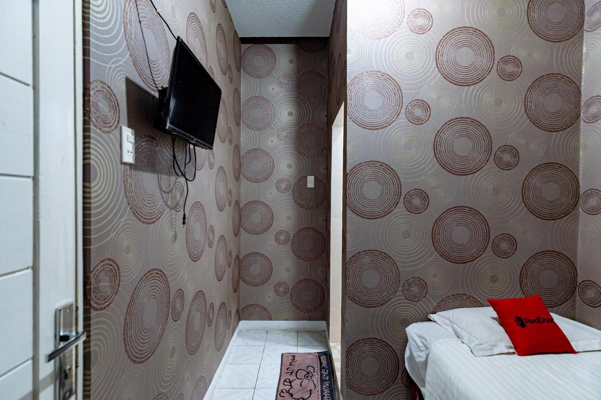 Reddoorz Near Rsud Dr Pringadi Medan 3 Hotel Bagian luar foto